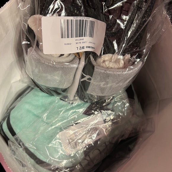 Vs Pink beach towel 2016 holiday collection Boyfriend oversized sea foam - Picture 10 of 10